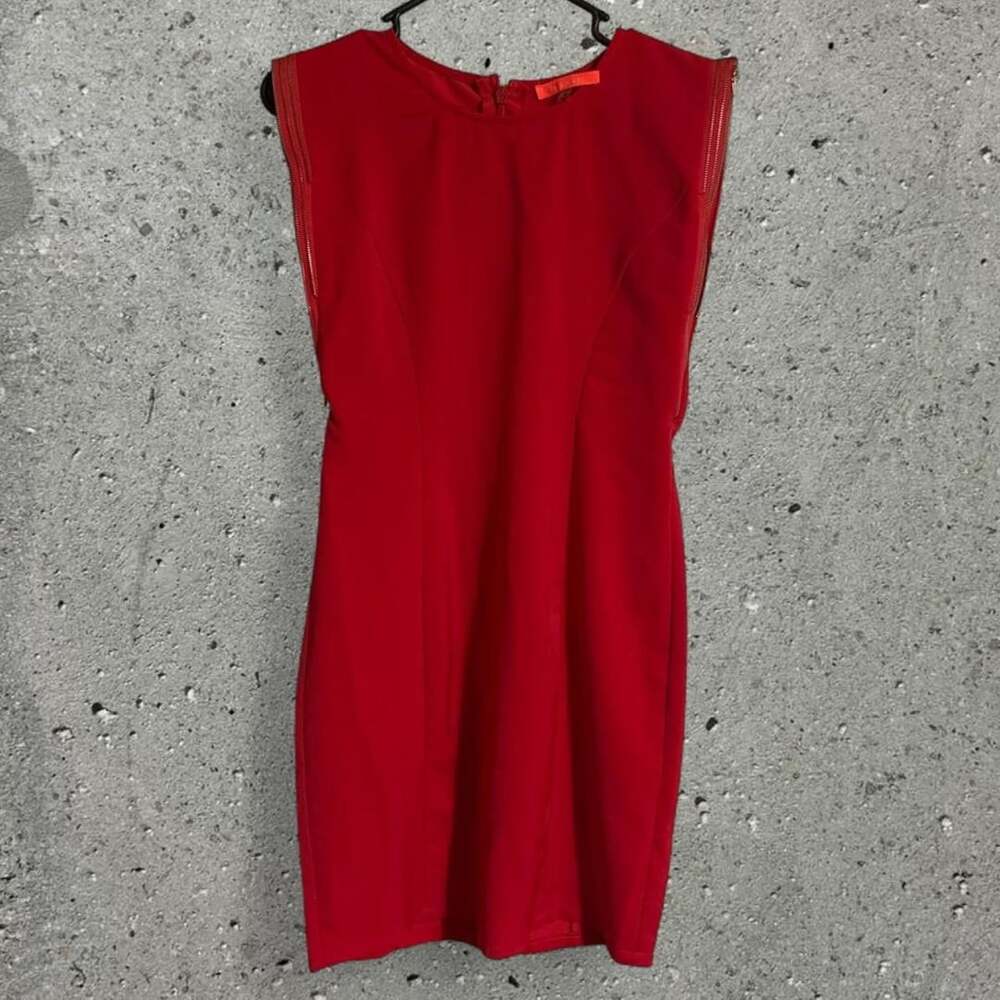 Lulumari Sleeveless Sheath Dress Size S Red Zip Shoulder